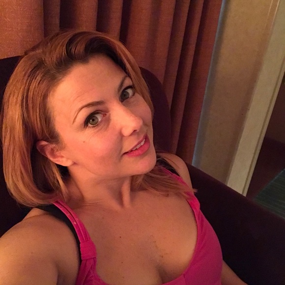 Meet your Posher, Terri - Picture 1 of 1